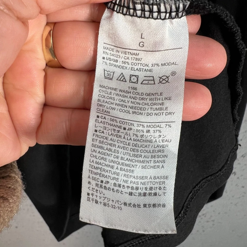 Top negro Banana Republic manga larga acanalado cuello en V para mujer talla grande Foto 4 de 4