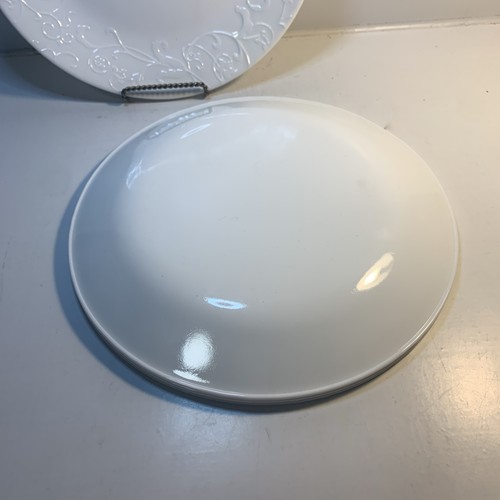Set 4 piatti Corelle Bella Faenza bianchi in rilievo 10 1/4" USA - Foto 11 di 11