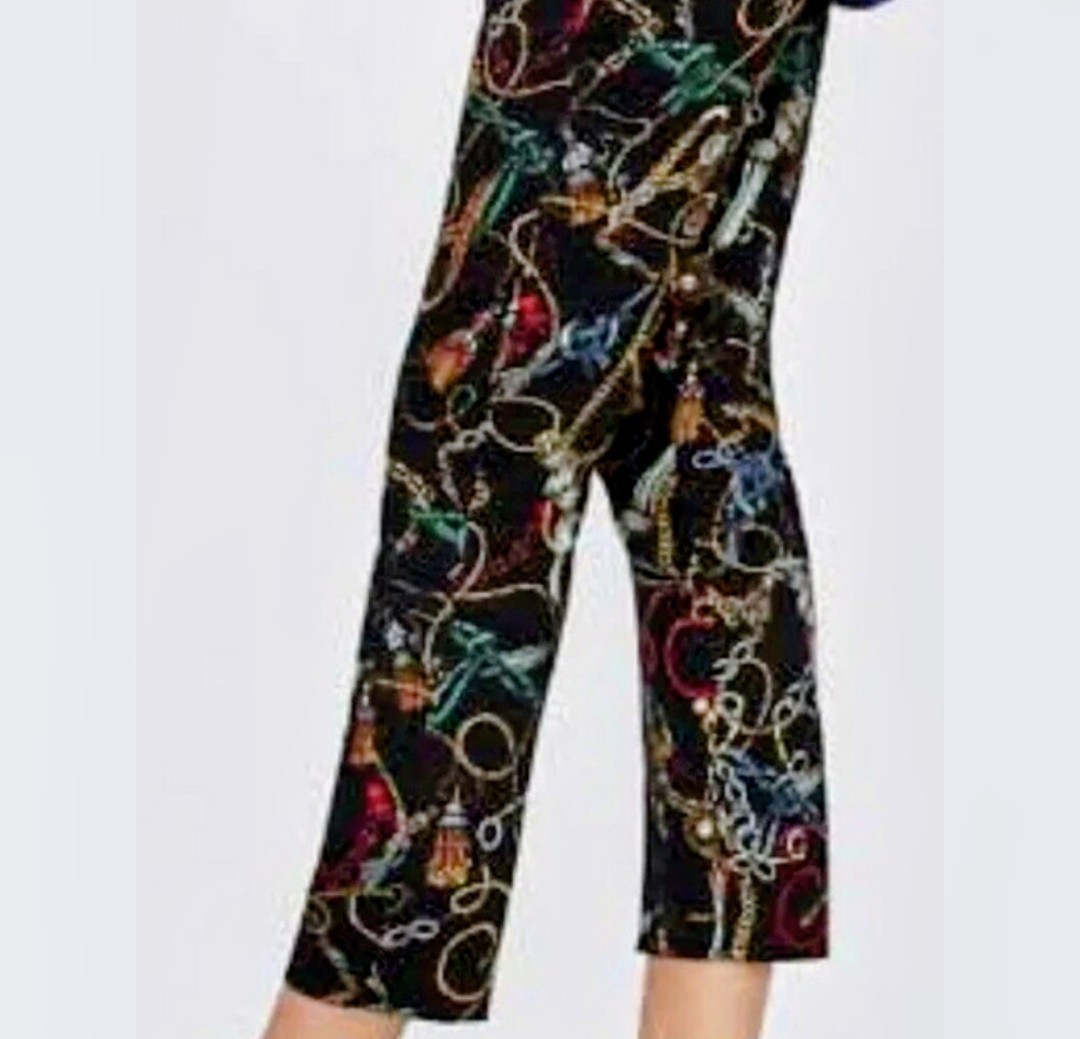 Pantalones de cigarrillo Zara con estampado de cadena para mujer talla S negros