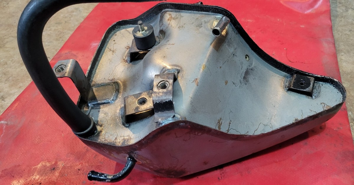 Harley Davidson Sportster OIL TANK 1983-1993 Evo Ironhead 883 1000
