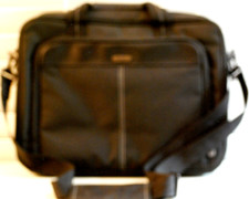 Targus Classic Slim Case for 15-15 1/2" Laptop, Unused, Previously Owned