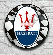 MASERATI CHECKER 2FT GARAGE WANDSCHILD PLAKETTE OLDTIMER SUPER AUTO WERKSTATT MANN H&Ouml;HLE