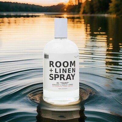 DedCool Room + Linen Spray 01 ''Taunt'' Bergamot, Vanilla, Amber 3,5 fl oz/ 103 ml