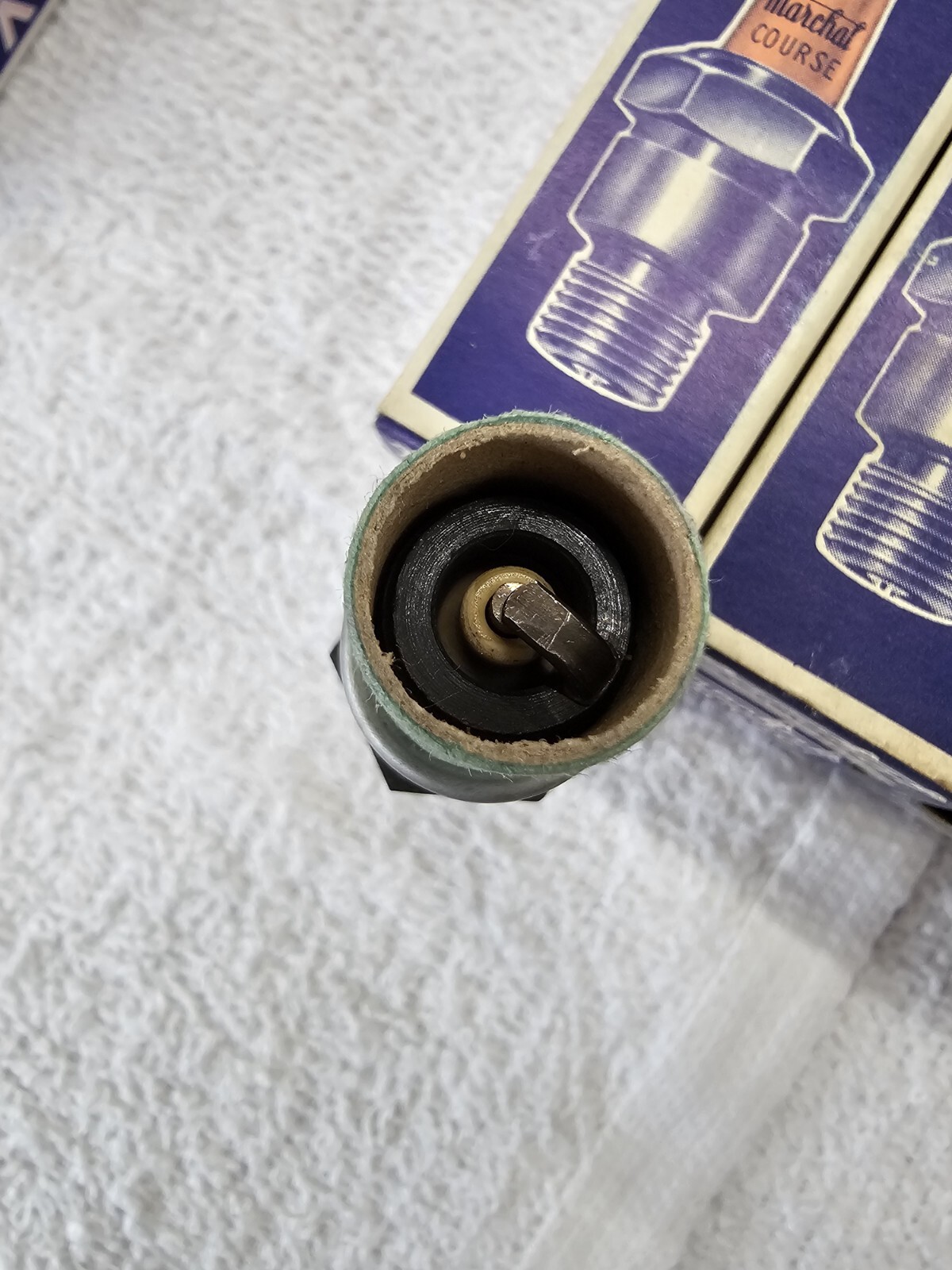 Ferrari V12 RR32HFS MARCHAL SPARK PLUGS, COLOMBO V12 (1947 - 1988) Vintage