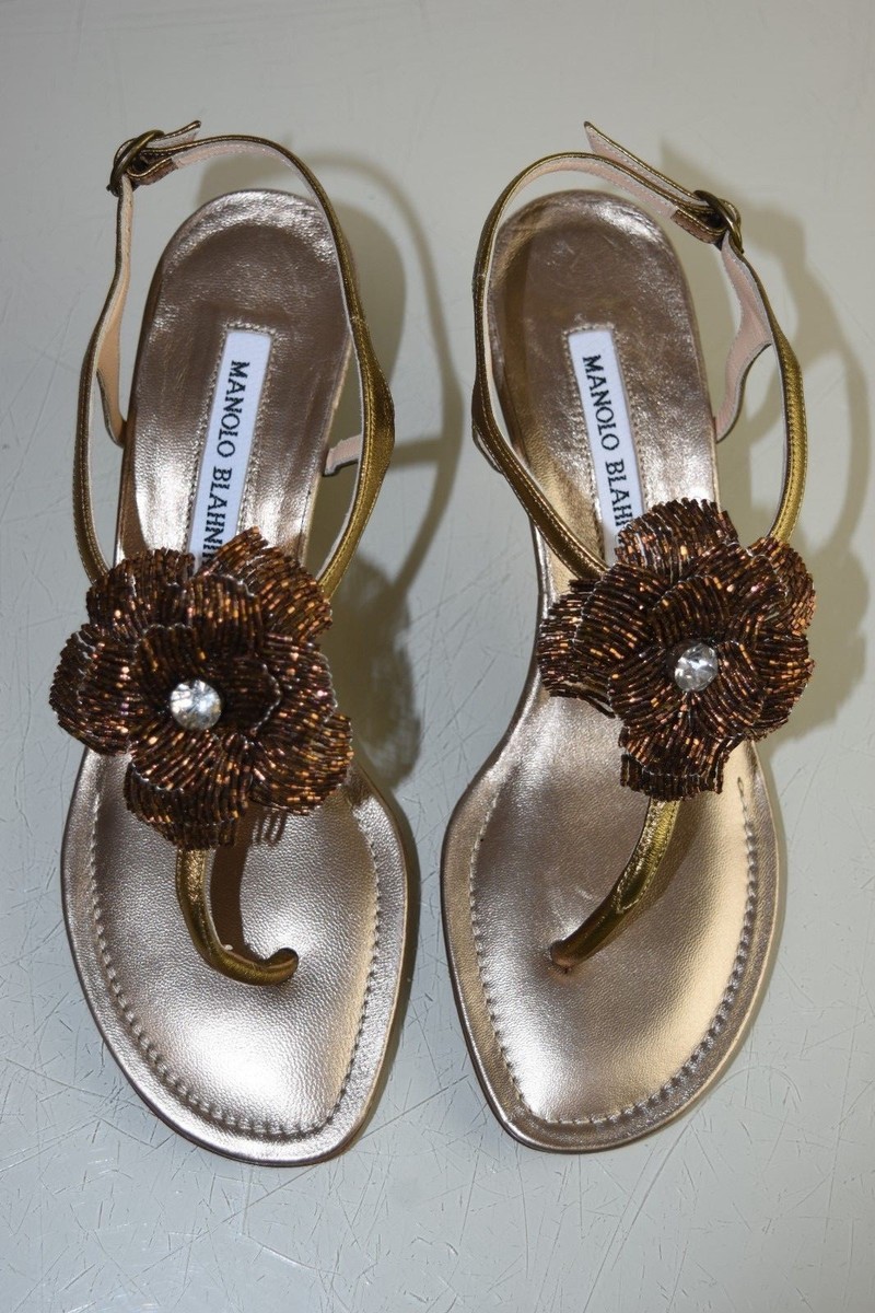 Sandales String Talon Kitten Manolo Blahnik Cuir Bronze - Taille 36, Neuf Sans Boîte
