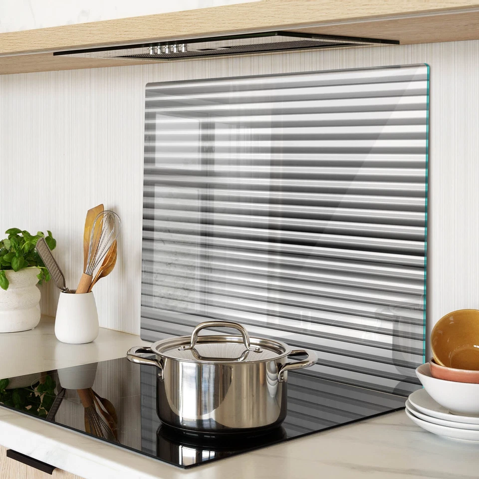 Tagliere Coprifornelli in Vetro 60x52cm Strisce d'acciaio argento - Immagine 2 di 4