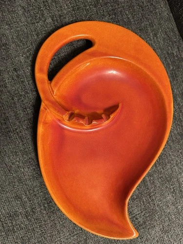 VINTAGE HAEGER 1092 ORANGE ASHTRAY USA