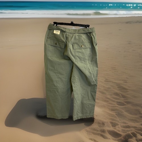 St Johns Bay Capri Pants Women 10 (actual 30x23.5) Green Cotton Zip Fly NEW - Picture 2 of 14