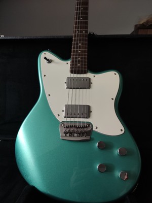 Fender Squier Toronado E Gitarre