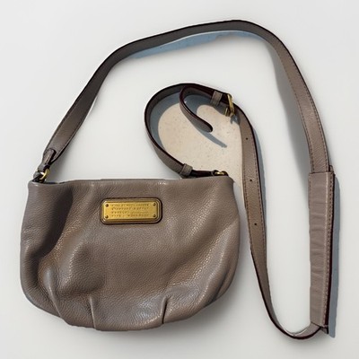 Marc by Marc Jacobs Classic Q Percy Crossbody Bag Pebbled Leather Purse Taupe