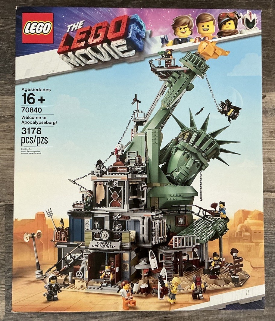 LEGO The LEGO Movie 2: Welcome To Apocalypseburg! 70840 BRAND NEW SEALED