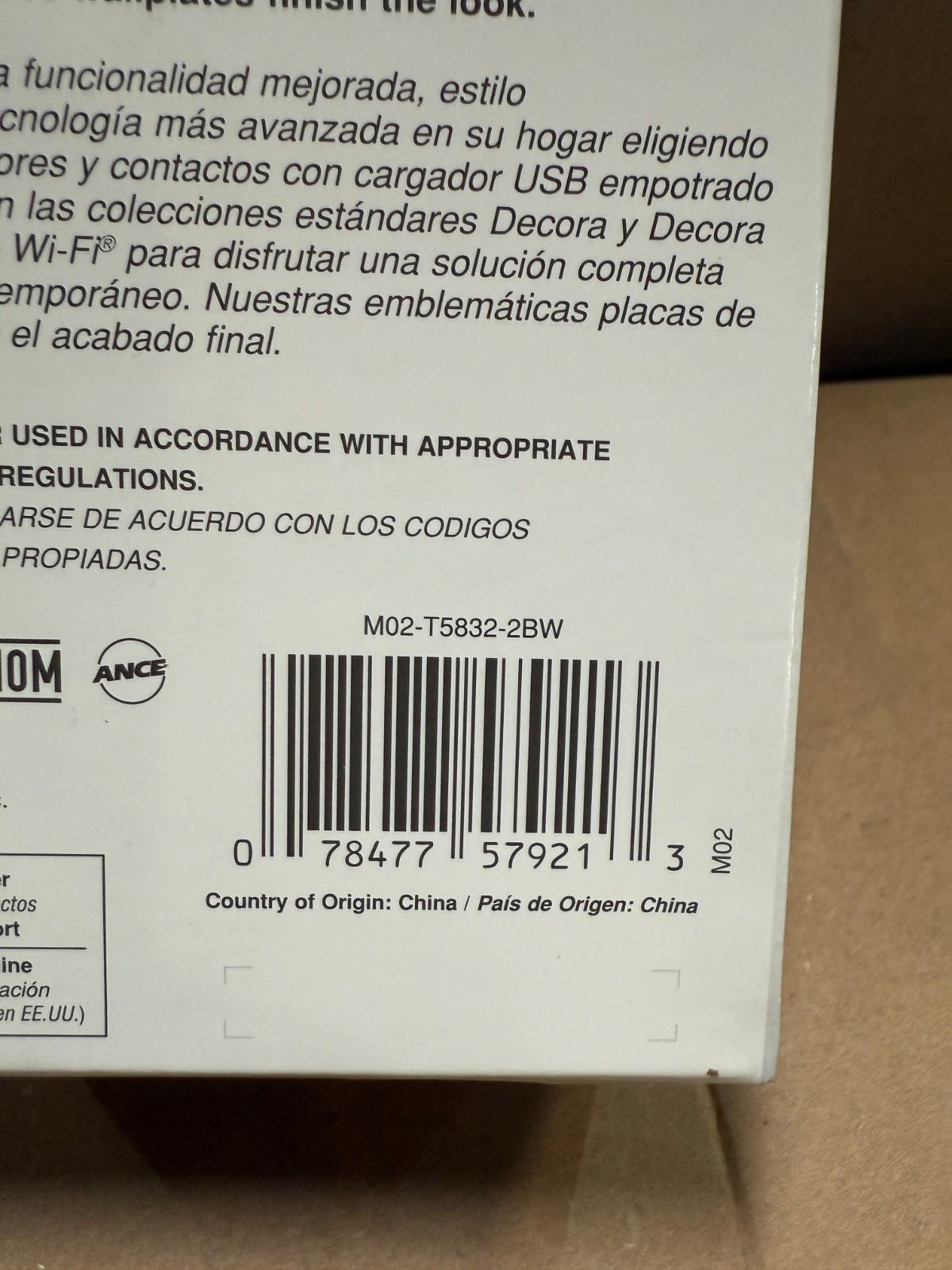 Leviton T5832-2BW USB In-Wall Charger Outlet - White