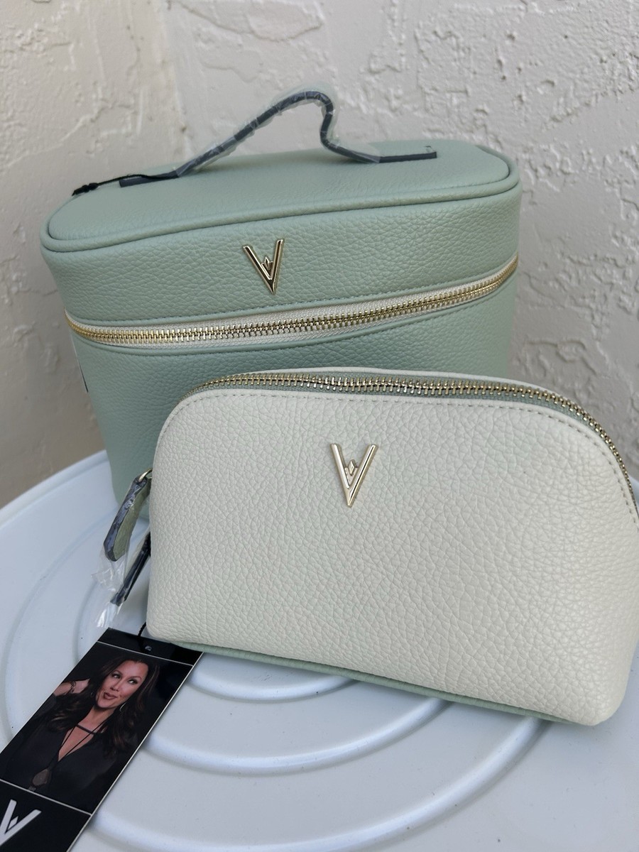 Make Up Train Case and Cosmetic Back By Vanessa Williams  display picture 3