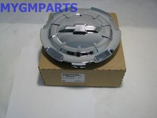 TAPA RUEDA CENTRAL CROMADA SILVERADO 1500 20" 2014-2017 NUEVA OEM GM 20942001