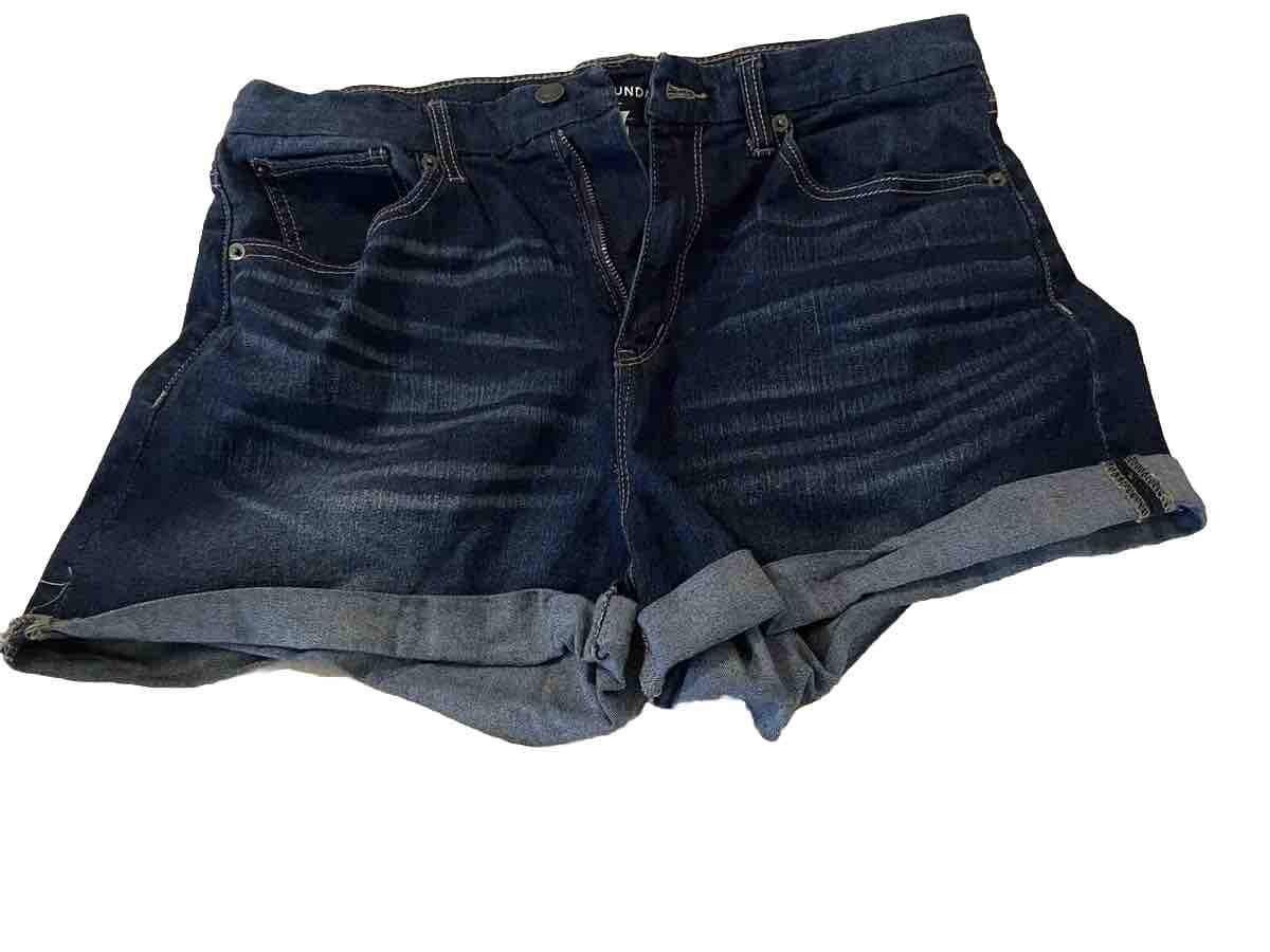 No Boundaries Short Denim Shorts SIZE: 15 Juniors DARK BLUE Stretch - Main Image