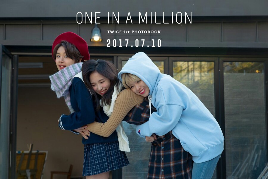 TWICE 1ST PHOTOBOOK [ONE IN A MILLION] Making DVD+310p Photo Card+