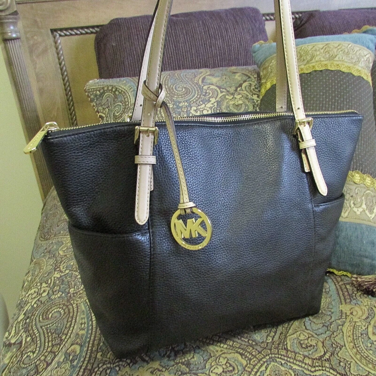 Michael kors jet hotsell set pebbled leather tote