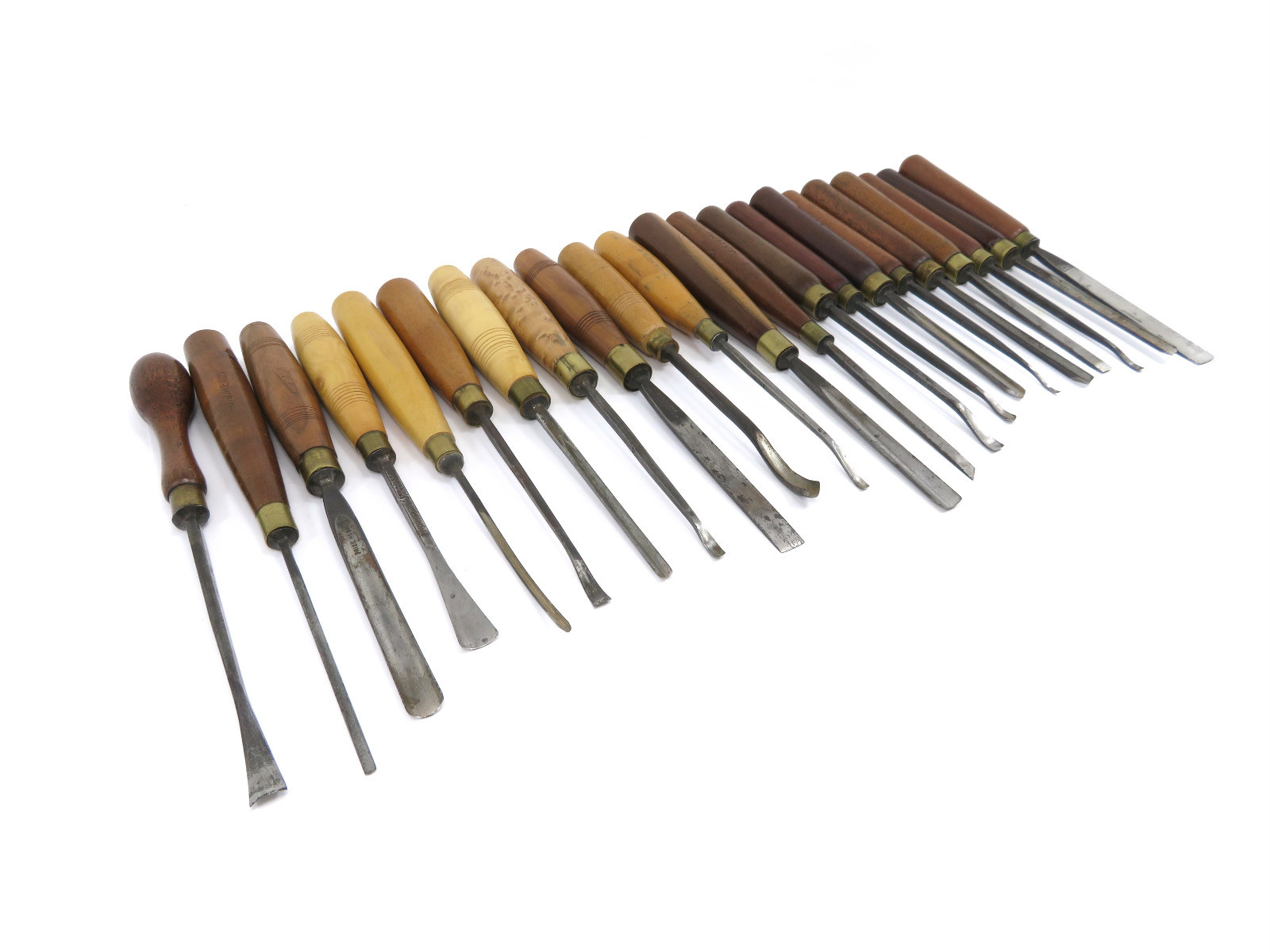 Collection Of 22 Addis & Herring Carving Chisels. 