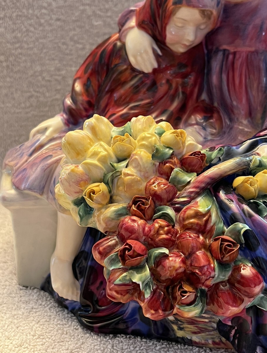 Royal Doulton ~ Flower Sellers Children ~ HN 1342