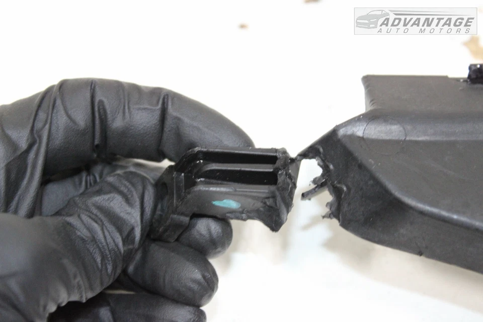 ALFA ROMEO STELVIO 2017-2019 PARABRISAS DELANTERO CUBIERTA PANEL REJILLA OEM Foto 4 de 4