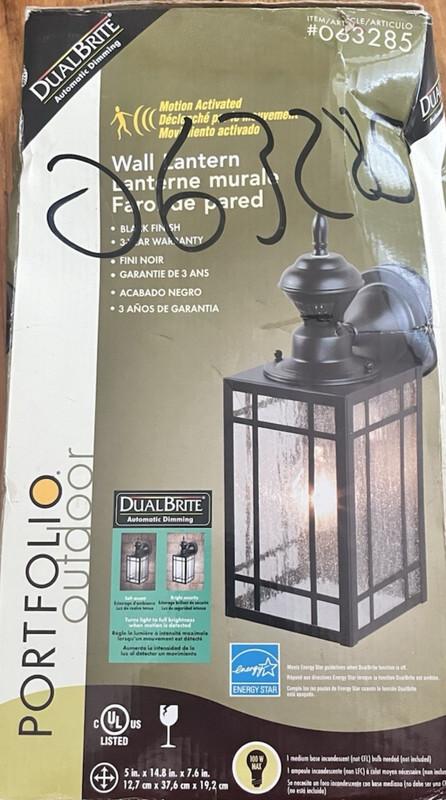 Outdoor Wall Lantern