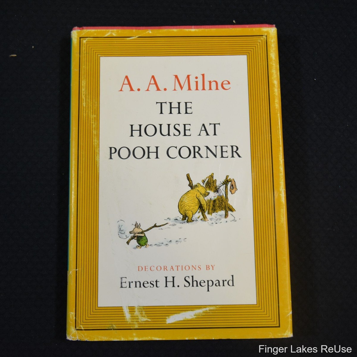 Vintage 1961 Winnie the Pooh's Library A. A. Milne 4 Book