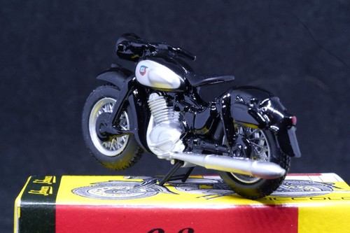 Schuco Piccolo 1/43 NSU MAX #PFC89B - Picture 8 of 11