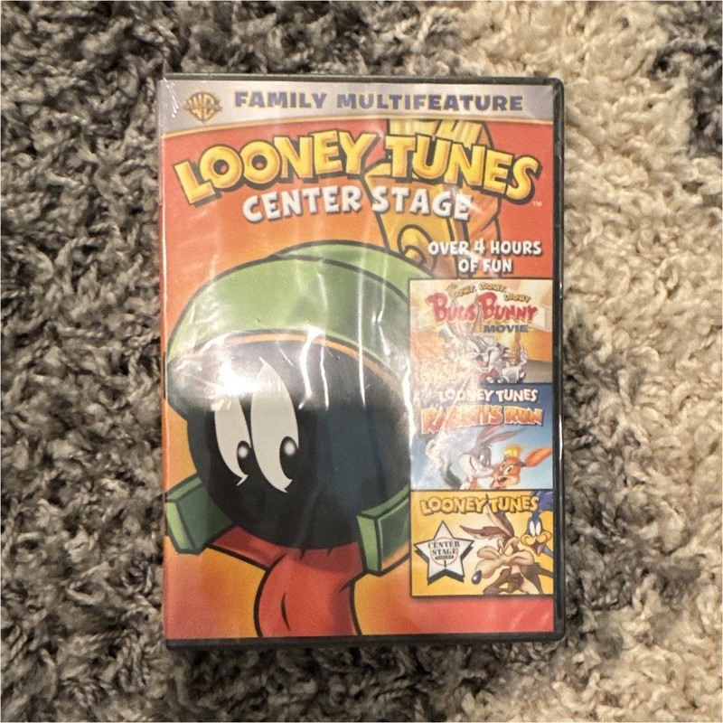 Warner Home Video Looney Tunes Center Stage Multi-Feature DVD NR English