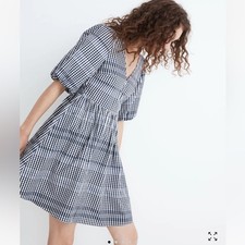 Madewell Poplin V-Neck Bubble-Sleeve Mini Dress in Plaid - Size 10