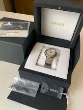 Versace ZSQ 11P Diamond Quartz Womens Watch Elegant Timepiece Swiss Style