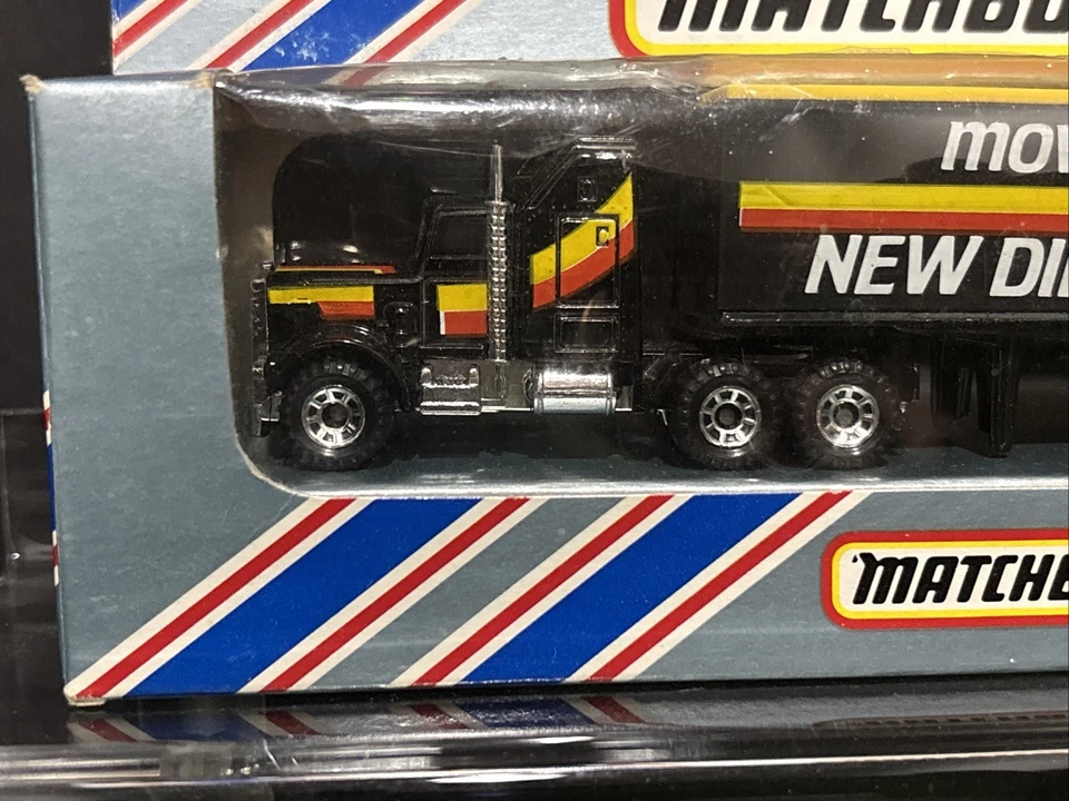 MATCHBOX 1983 RARE! CY9A MOVING IN NEW DIRECTIONS KENWORTH BOX TRUCK CONVOY CY16 - Image 3 of 4