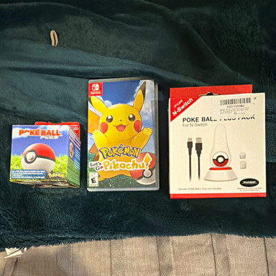 Let's Go, Pikachu! Switch w/ Poké Ball SEE DESCRIPTION