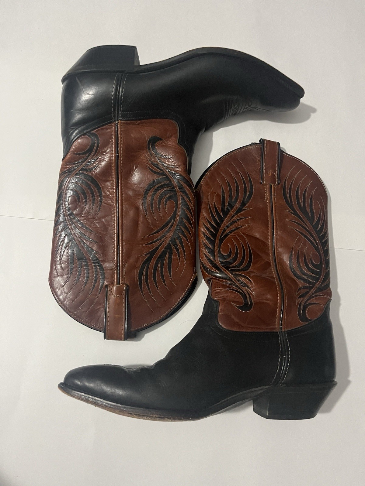 Code West Men’s Cowboy Boots  Brown And Black Leather Point Toe