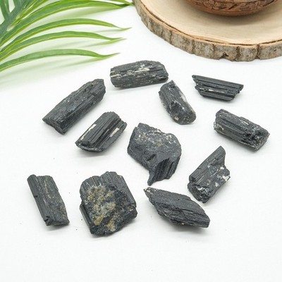 Großer natürlicher schwarzer Turmalin roher Schorl Kristall Heilstein Dekor 5-8 cm