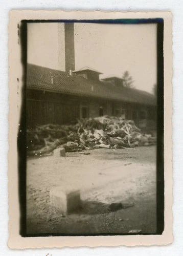 # 13  OLD WW2 MILITARY PHOTO DACHAU CONCENTRATION CAMP SNAPSHOT