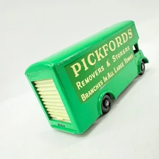 Matchbox Lesney 46b Guy Pickfords Removal Van RARE REAR STEP Casting Unboxed