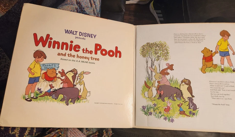 1965 LP Walt Disney Presents Winnie The Pooh And The Honey Tree Livro Ilustrado - Imagem 3 de 4
