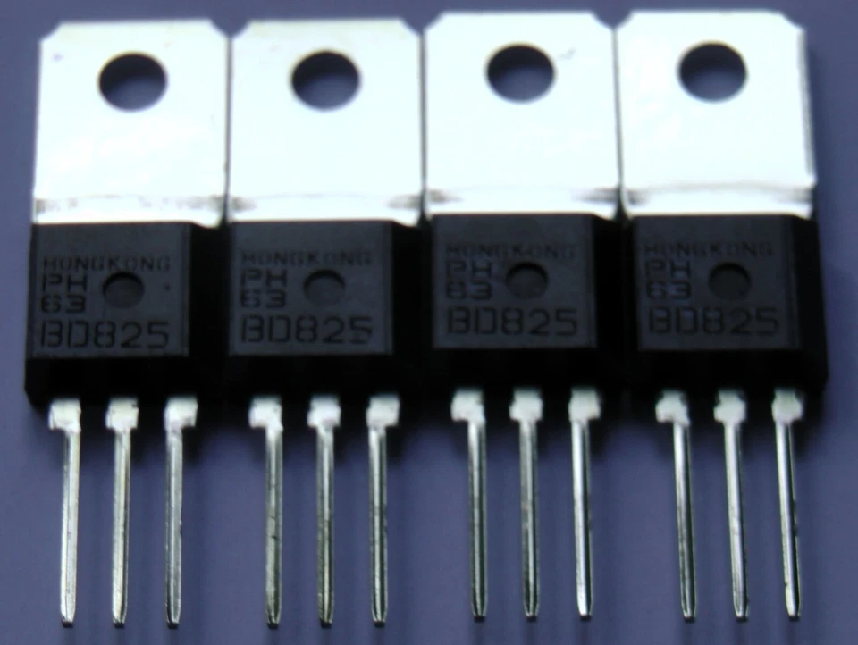4 Stück Leistungs-Transistor 45V 1A Typ BD825 TO 202 Gehäuse
