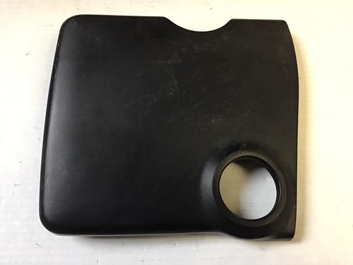 1993 Lexus LS 400 Brake Traction Pump Cover # 47985-50010 - Picture 2 of 3