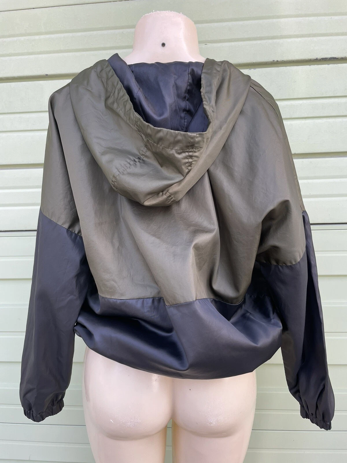 VETEMENTS LEGGI Giacca con cappuccio Miss London verde nera manica lunga cerniera anteriore taglia XL 2300