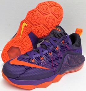 basketball shoes bright colors