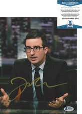 TV HOST JOHN OLIVER SIGNED LAST WEEK TONIGHT 8x10 PHOTO I ACTOR BECKETT COA BAS