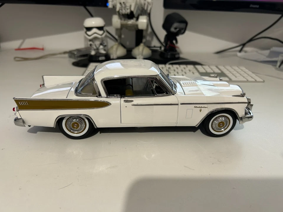 Studebaker Golden Hawk 1957 Sun Star 1:18 Diecast Model Car White New Boxed,Rare - Image 4 of 4