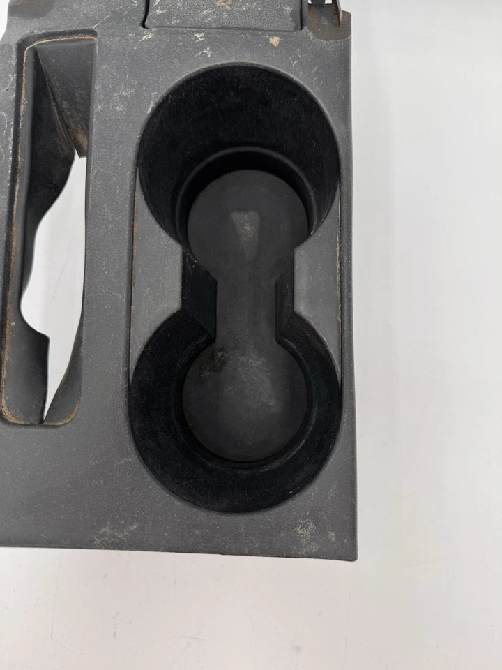 2005-2010 Scion TC Center Console Cup Holder Cover Trim Bezel 58941-21020 OEM - Imagem 2 de 4