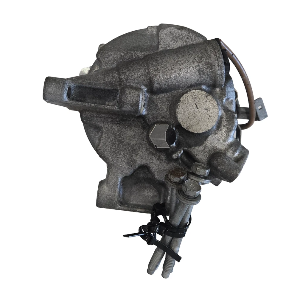 2021 - 2024 LEXUS IS350 IS300 AC AIR  COMPRESSOR & CLUTCH OEM AWD - Imagem 4 de 4