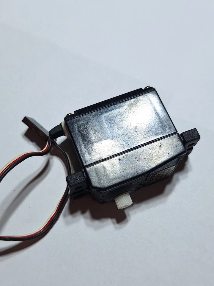 Servo de accionamiento indirecto vintage RC Futaba FP-S130 Foto 3 de 4