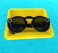 Snapchat Spectacles with Charging Case (No Cable)