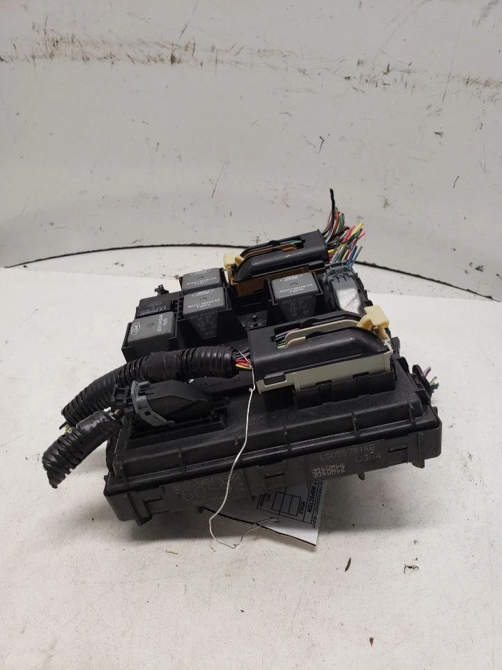 机箱 ECM 多功能前地板控制台 适合 05-07 ESCAPE 1434071 — 第 2/4 张图片