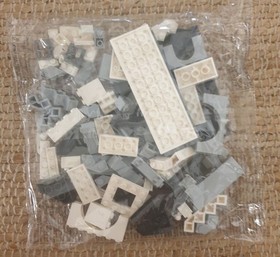 LEGO CLASSIC : Creative Builder Box (10703) Many Doors & Windows - New (Other)