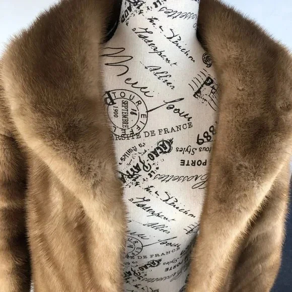 Capa de estola de visón color camello dorado tela paja años 60 vintage Foto 3 de 4